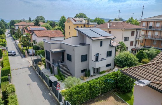 Vendita Villa Lago Arona Piemonte